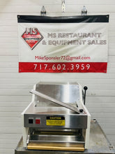 Load image into Gallery viewer, Oliver 711 Countertop Bread Slicer Refurbished