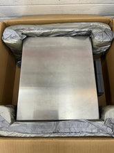 Load image into Gallery viewer, Mettler Toledo BCA-222-60U-1101-111 Parcel Scale w/ Bluetooth 150x0.05lb Refurbished