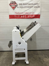Load image into Gallery viewer, Oliver 797-32NC Bread Slicer 1/2" Fully Refurbished Tested & Working!