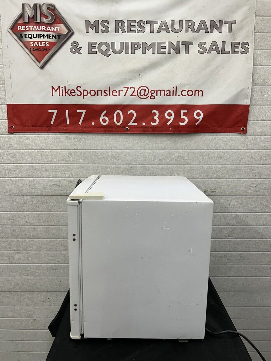 Edgestar Cmf151l 1 Freezer Medical Appliancesnull