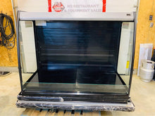Load image into Gallery viewer, Hussmann Commercial Refrigerated Display Case Model #IM-05-E5EC Tested & Working
