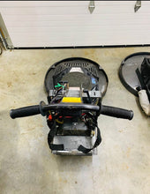 Load image into Gallery viewer, Pioneer 420BU 28’’ Propane Burnisher / Buffer Tested & Working