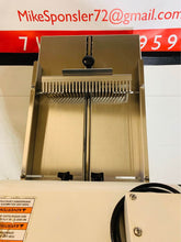 Load image into Gallery viewer, Oliver 797-32NC Gravity Feed Bread Loaf 1/2” Slicer Refurbished Tested/Working!