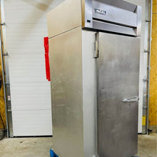 Load image into Gallery viewer, McCall L4-4001 Single Door Roll in Refrigerator/Retarder w/Digital Display Tested & Working!