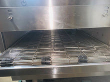 Load image into Gallery viewer, Lincoln Impinger 1301 Countertop Conveyor Pizza Oven