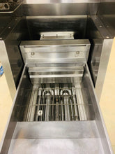 Load image into Gallery viewer, Pitco PH SEF184-S 60lb Electric Deep Fryer & Giles FSH-2-PH Combo