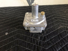 Load image into Gallery viewer, MAXITROL R500 1/2 PSIG Po 3”-6”