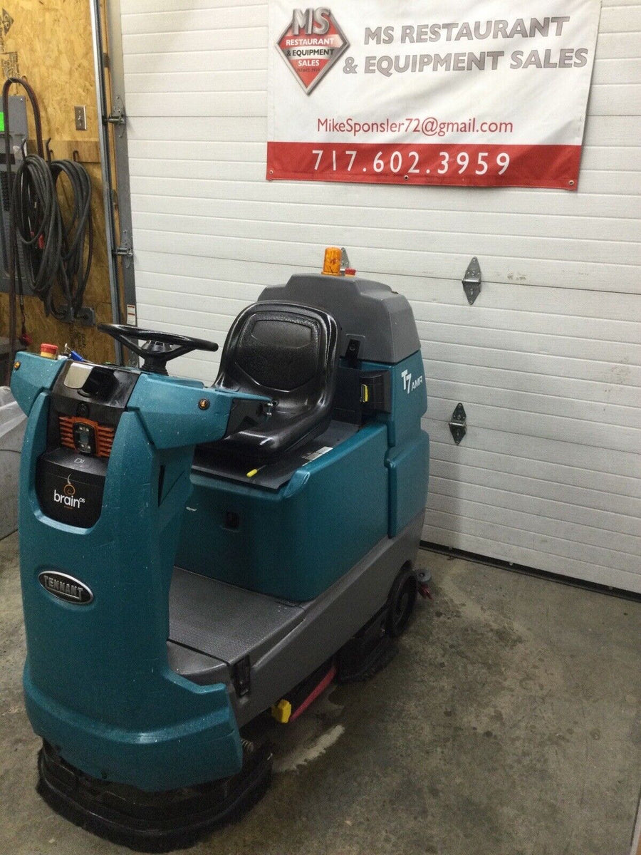 Tennant Nobles T7 Speed Scrub Rider 32” Floor Scrubber Used! MS Restaurant & Equipment Sales