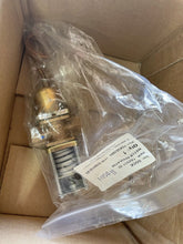 Load image into Gallery viewer, Manitowoc Ice 8372123 Water Reg Valve V46ab-29d