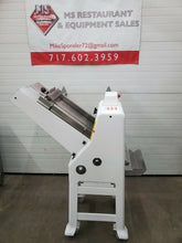 Load image into Gallery viewer, Oliver 797 - 32NC Bread Slicer Refurbished Tested Working