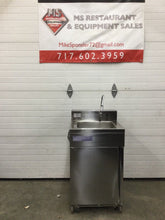 Load image into Gallery viewer, Hybrid 684 Hands Free Portable Sink New S&D