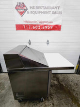 Load image into Gallery viewer, Migali 27” 12 Pan Big Top Refrigerated Sandwich Prep Table w/ Poly Cutting Board