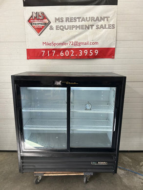 True GDM-41SL-48-HC-LD 47” Two Section Glass Door Merchandiser, (2) Sliding Door