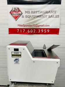 Oliver 711 Countertop Bread Slicer Refurbished