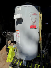 Load image into Gallery viewer, STATE SBD100199NES Sandblaster Multi-Flue Commercial Gas Water Heater 100 Gallons ***NEW*** Open Box
