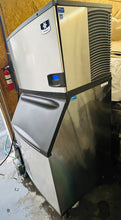 Load image into Gallery viewer, Manitowoc ID0606A-261 30" Indigo Series Ice Machine w/Storage Bin Refurbished