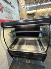 Load image into Gallery viewer, Federal Industries RSSM460SC-5 47.25-inch refrigerated merchandiser Refurbished