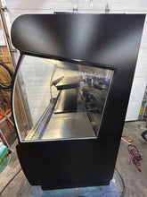Load image into Gallery viewer, Federal Industries RSSM460SC-5 47.25-inch refrigerated merchandiser Refurbished