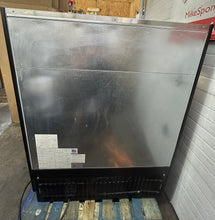 Load image into Gallery viewer, Federal Industries RSSM460SC-5 47.25-inch refrigerated merchandiser Refurbished