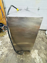 Load image into Gallery viewer, Hobart MG2032 200lb Mixer &amp; Grinder 208v 3ph Fully Refurbished &amp; Works Great