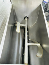 Load image into Gallery viewer, Hobart MG2032 200lb Mixer &amp; Grinder 208v 3ph Fully Refurbished &amp; Works Great