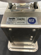 Load image into Gallery viewer, Yamato Accu-Weigh SM(N) Stainless Steel Dial 30lb. Scale