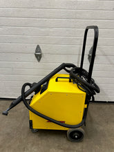 Load image into Gallery viewer, Vapamore MR-1000 Forza Commercial Steam Cleaner 2.1 Gallons FULLY REFURBISHED