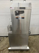 Load image into Gallery viewer, JBT FoodTech POS-1 Fresh N Squeeze Multi Citrus Fruit Juicer Refurbished