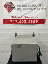 Load image into Gallery viewer, Amana RCS 10MPA Commercial Microwave 1000W 120v Refurbished &amp; Works