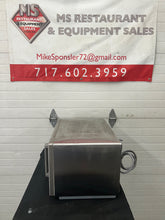 Load image into Gallery viewer, Amana RCS10TS 1000w Commercial Microwave w/ Touch Pad, 120v TESTED &amp; WORKING!
