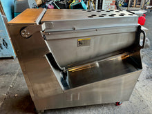 Load image into Gallery viewer, Hobart MG2032 Tandem/Side Feed, 8.5 HP Mixer Grinder, 3 Phase, 208V Refurbished