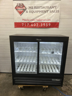 True GDM-41SL-48-HC-LD 47” Two Section Glass Door Merchandiser, (2) Sliding Door