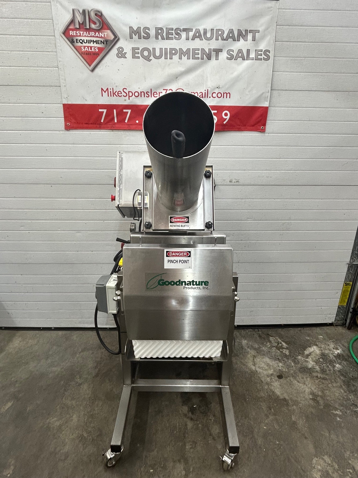 Goodnature X1 Cold Press Juicer with EG-260 Grinder Fully