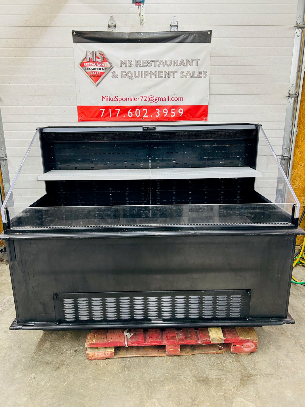 Killion Industries PFW-74-43-56-V-N-Mobile Commercial Refrigerated Display Case