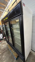 Load image into Gallery viewer, True GDM-72 3 door glass commercial Refrigerated  Merchandiser Refurbished