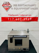 Load image into Gallery viewer, Cadco Roberta XAF003 Convection Oven Refurbished!
