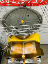 Load image into Gallery viewer, Zumex Speed Self-Service Juicer, 115v Fully Refurbished