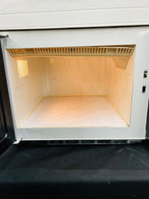 Load image into Gallery viewer, Amana RCS 10MPA Commercial Microwave 1000W 120v Refurbished &amp; Works