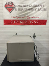 Load image into Gallery viewer, Amana RCS 10MPA Commercial Microwave 1000W 120v Refurbished &amp; Works
