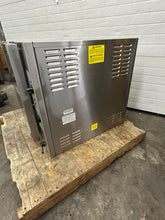 Load image into Gallery viewer, Cleveland 22-CET6.1 (6 Pan) Electric 440-480v 3ph Steamer Refurbished