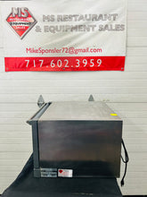 Load image into Gallery viewer, Cadco Lisa Unox XAF013 Countertop Convection Oven Fully Refurbished