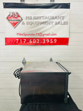 Load image into Gallery viewer, Cadco Lisa Unox XAF013 Countertop Convection Oven Fully Refurbished