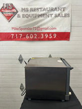 Load image into Gallery viewer, Cadco Roberta XAF003 Convection Oven Refurbished!