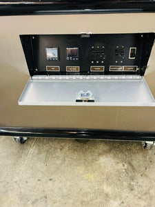 Custom Deli Inc DILW4H 2 Shelf Hot Food Merchandiser Heated Display Refurbished