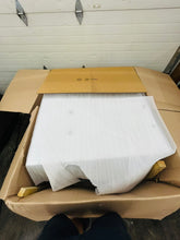 Load image into Gallery viewer, Reznor UDX250 Power Vented Gas Unit Heater 250000 BTU 115V/60Hz/1ph ***NEW***