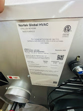 Load image into Gallery viewer, Reznor UDX250 Power Vented Gas Unit Heater 250000 BTU 115V/60Hz/1ph ***NEW***