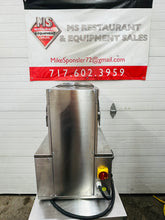 Load image into Gallery viewer, Cuppone PZF/30DS Pizzaform Dough Press Fully Refurbished