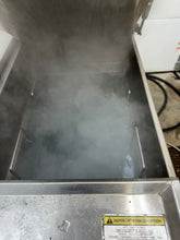 Load image into Gallery viewer, Pitco SRTE14-2-S 16.5 Gal 2 Section 208v 3Ph Elect. Rethermalizer