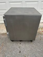 Load image into Gallery viewer, Beverage-Air UCR27AHC 27&quot; W Undercounter Refrigerator 115V Refurbished