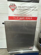Load image into Gallery viewer, Vollrath COA8004 Commercial Countertop Convection Oven Fully Refurbished